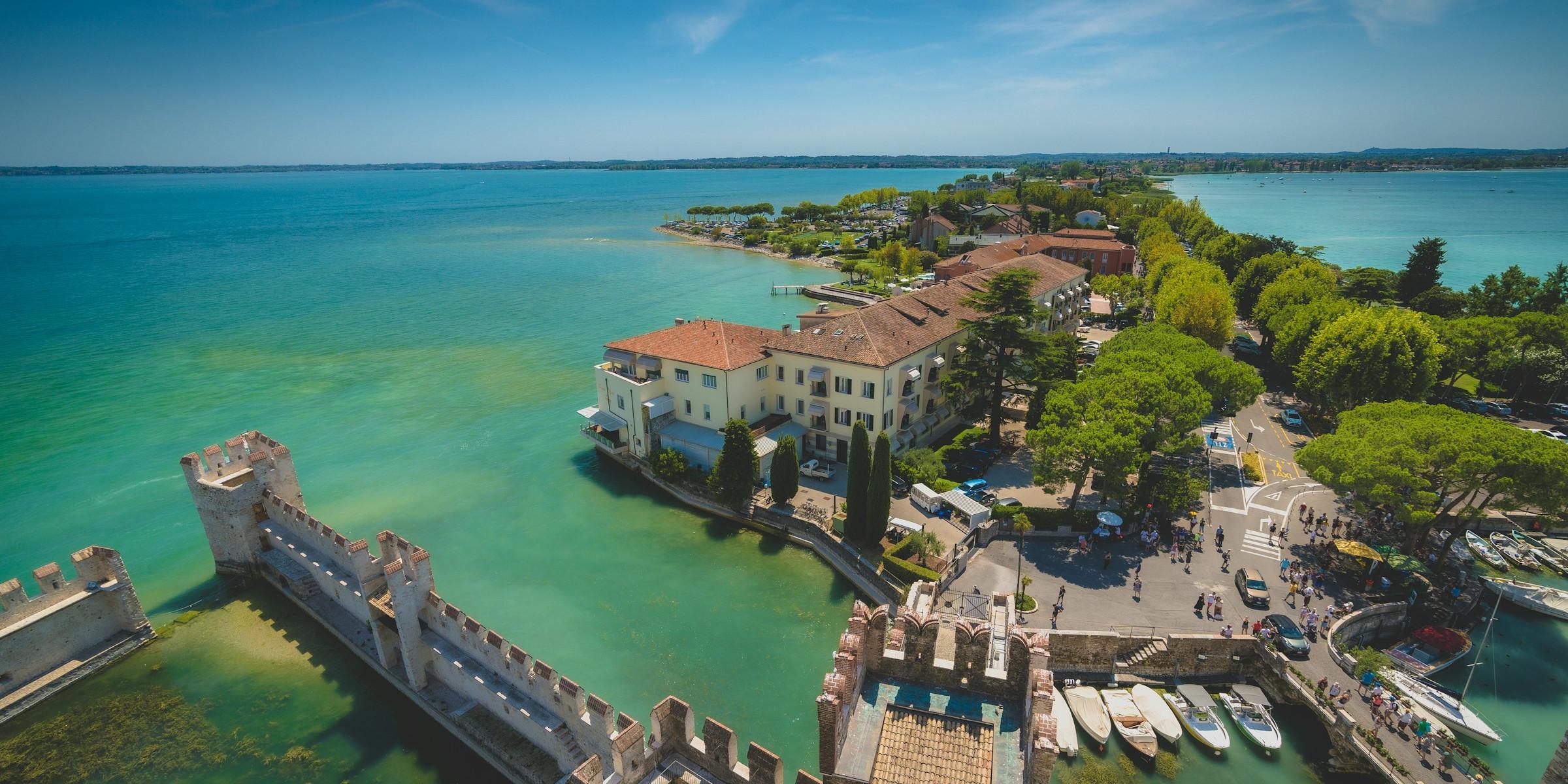 Sirmione para Casais: 15 Experiências Apaixonantes Sirmione, Lago de Garda
